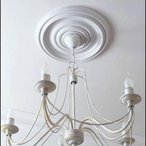 R08 ceiling centre